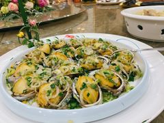 蒸鲍鱼-东豪园林海鲜酒家(南港路辅路店)