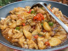 干锅牛蛙-东湖食堂·湖景餐厅•会议