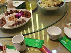 -裕德隆清真饭庄·天津特色菜(东丽店)