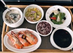 -臻康乃馨月子中心(集美店)