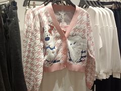 -URBAN REVIVO(上海中庚漫游城店)
