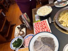 -沸炉重庆老火锅(军事博物馆店)