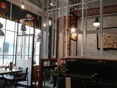 大堂-机器人火炉披萨(爱琴海店)