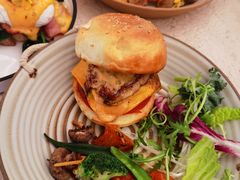 -玲婧胡同·生日蛋糕·餐厅(嘉里城店)