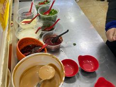 -吕阿婆骨汤麻辣烫(云岗店)