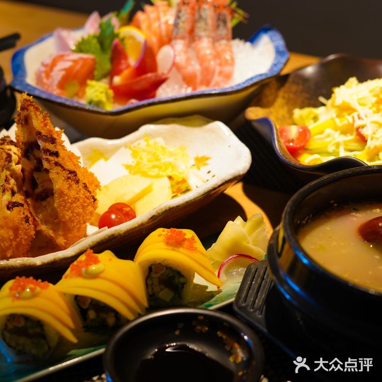 三亚旅行｜海棠68美食街里的超正宗日料店