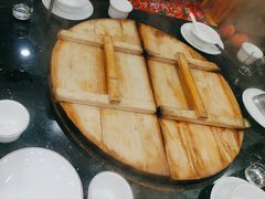 -东北大院铁锅炖(富业广场店)