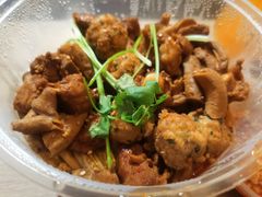 -老街称盘麻辣烫(真武路店)