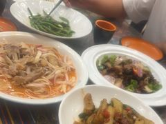 -乡村馕坑肉·烧烤·新疆菜·本地人更爱吃(阿勒泰首店)