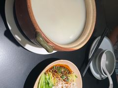 -麻六记(凤凰汇店)