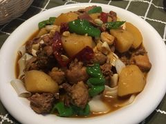 大盘鸡-巴扎美食·新疆菜·西域歌舞表演餐厅(新疆大厦店)