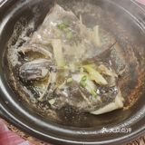 今日打卡美食小馆子——破村砂锅焗海鲜