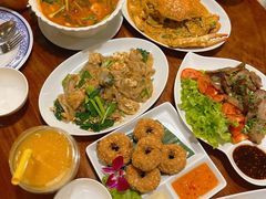 -Dang restaurant (patong phuket)