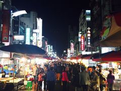 -六合夜市