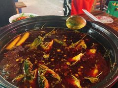 三角峰-金海椒罐罐鲢鱼(东方桂苑店)