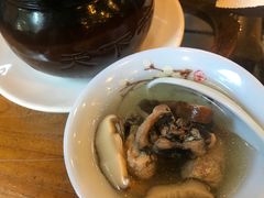 红参香菇乌鸡汤-西江美食舫·江西菜(健德桥店)