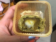 -HappyMiss花满楼·鲜花饼·鲜花茶·伴手礼(上海环球港店)