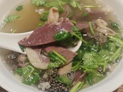 -清真吴记门钉肉饼·喜多利