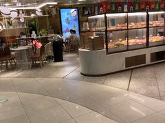 门面-奈雪的茶(新天地广场PRO店)