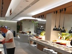 -聚春园自助餐厅(东街口店)
