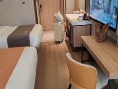 -铂领荟酒店(军区总医院熊猫基地西大门地铁站店)