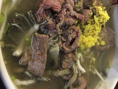 潮镇老尾牛肉粿条-潮镇老尾牛杂(环城西路店)