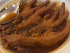 鲍汁凤爪-白天鹅宾馆-宏图府餐厅