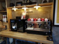 -HIGH FIVE哈福手工汉堡(桂林路店)