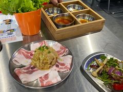 -马路牙子烧烤音乐酒馆(望京店)