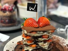 -W COLLECTIVE  DESSERT SHOP