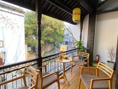 -猫的天空之城概念书店(杭州南宋御街店)