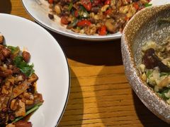 -爱碗亭·鲜炒湖南菜(壹城中心店)