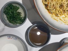 -馋三尺蟹粉小笼(人民广场店)