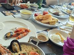 -彩虹云霄酒店76&78层国际自助餐