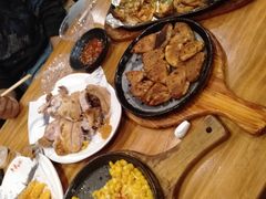 -老东镇啤酒屋海鲜加工·蒸汽海鲜·海鲜烧烤(台东店)