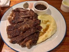-羽深肉铺 Steak & Wine