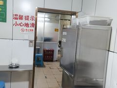 -文山荷鲜居(翠湖店)