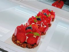 -潮一不贰·法式甜品·生日蛋糕·西式简餐(外滩店)