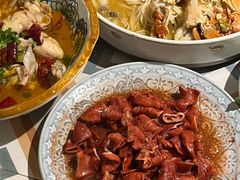 鲍汁卤肥肠-十面欢腾·海鲜面·台式Bistro(长乐路店)
