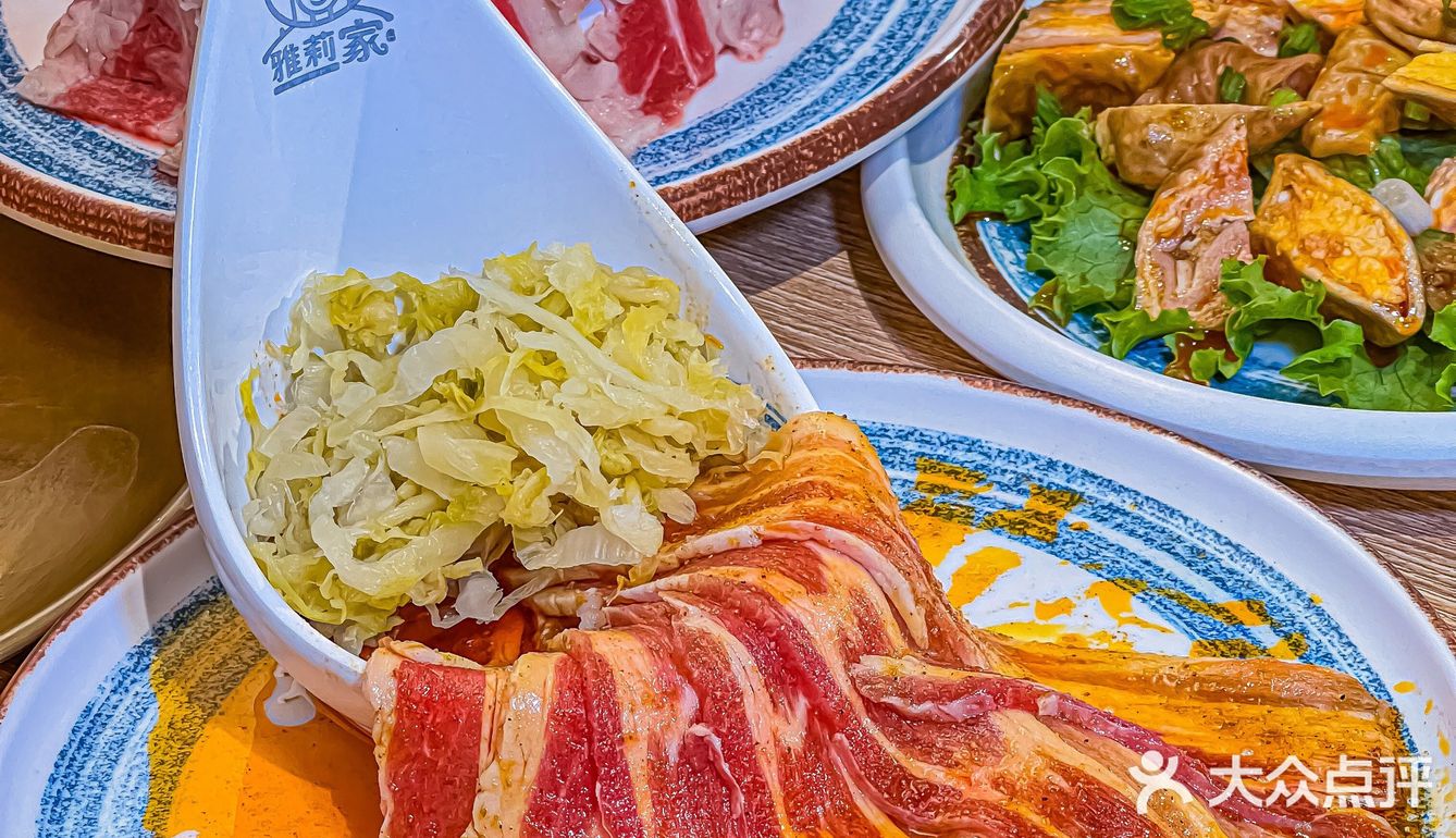 🔥头顶一朵棉花糖的肥牛😋解封后第一顿堂食烤肉是啥滋味～