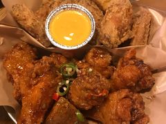 炸鸡翅一半一半-富乐满韩国正宗炸鸡韩国料理(虹泉路店)