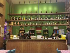 -香巴拉云南餐厅(华莱坞店)