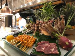 -飨食汇全日制餐厅·昆山皇冠假日酒店(九方店)