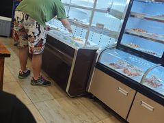 -哈尔滨小酒馆·鲜肉现穿自助烧烤(康新花园店)