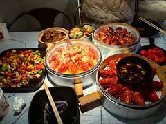 -巴厘龙虾·榜首油焖大虾(音乐学院·沿江酒馆店)