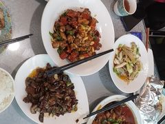 -汗腾格里·风味餐厅(新疆驻京办店)