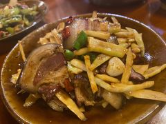 春笋腊肉-苗湘食府(十年店)