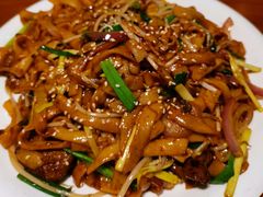 干炒牛河-頂好酒家·经典粤菜(海信广场店)