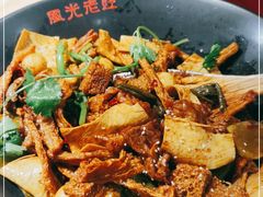 -风光老灶麻辣香锅(大成路翠微百货店)