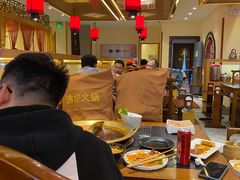 -沸炉重庆老火锅(军事博物馆店)